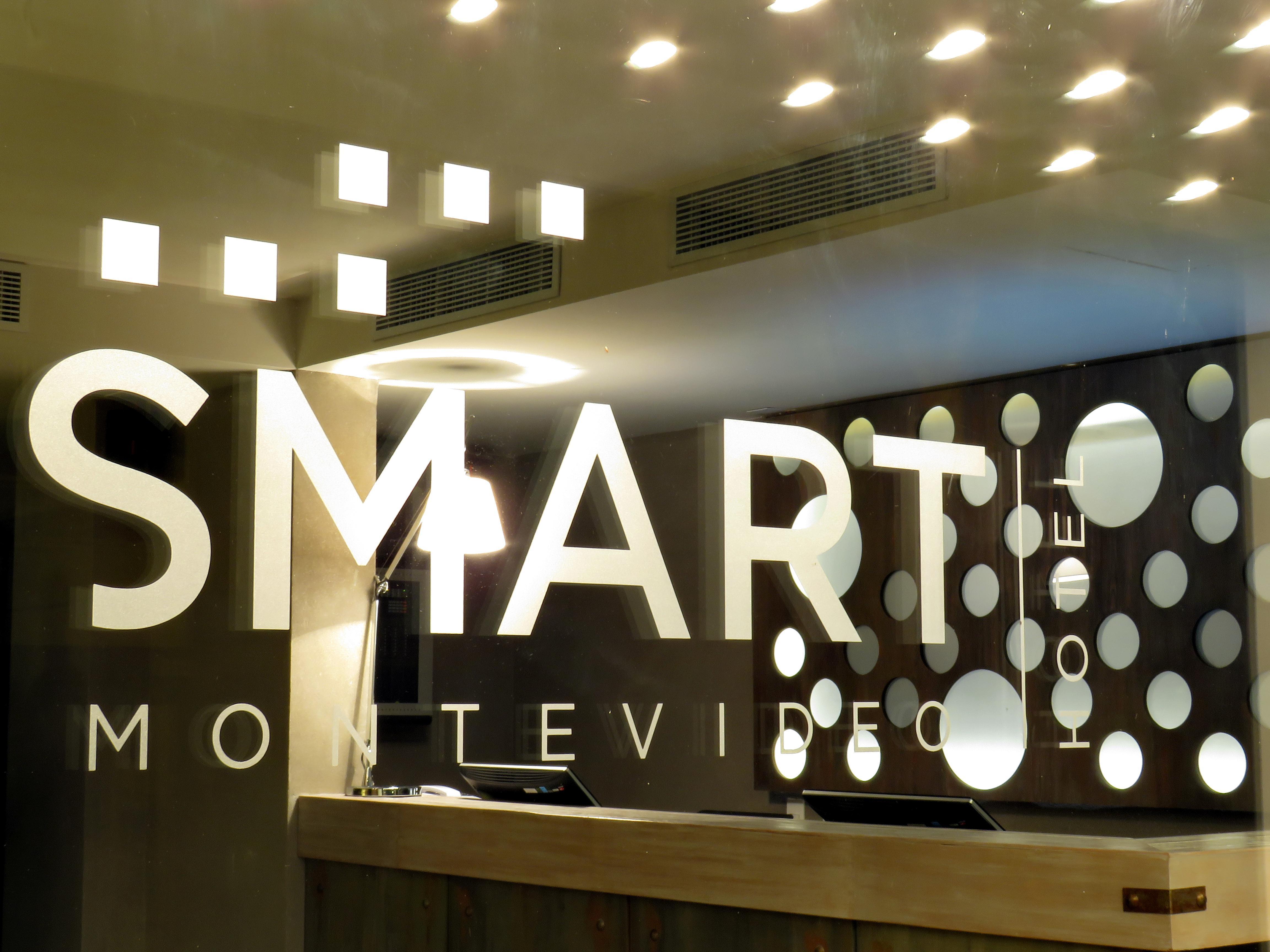 Smart Hotel Montevideo Bagian luar foto