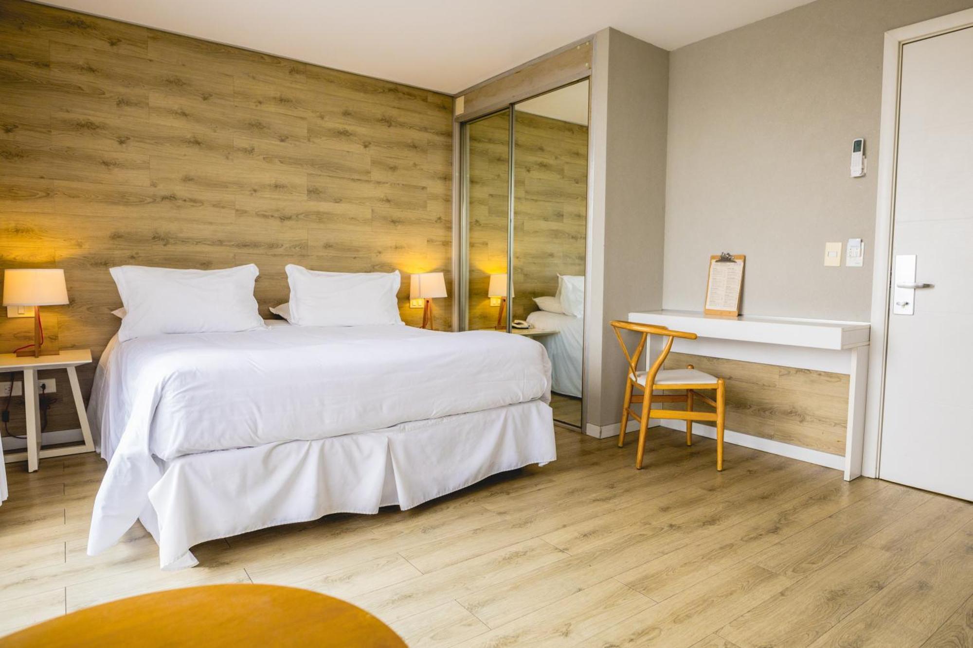 Smart Hotel Montevideo Bagian luar foto