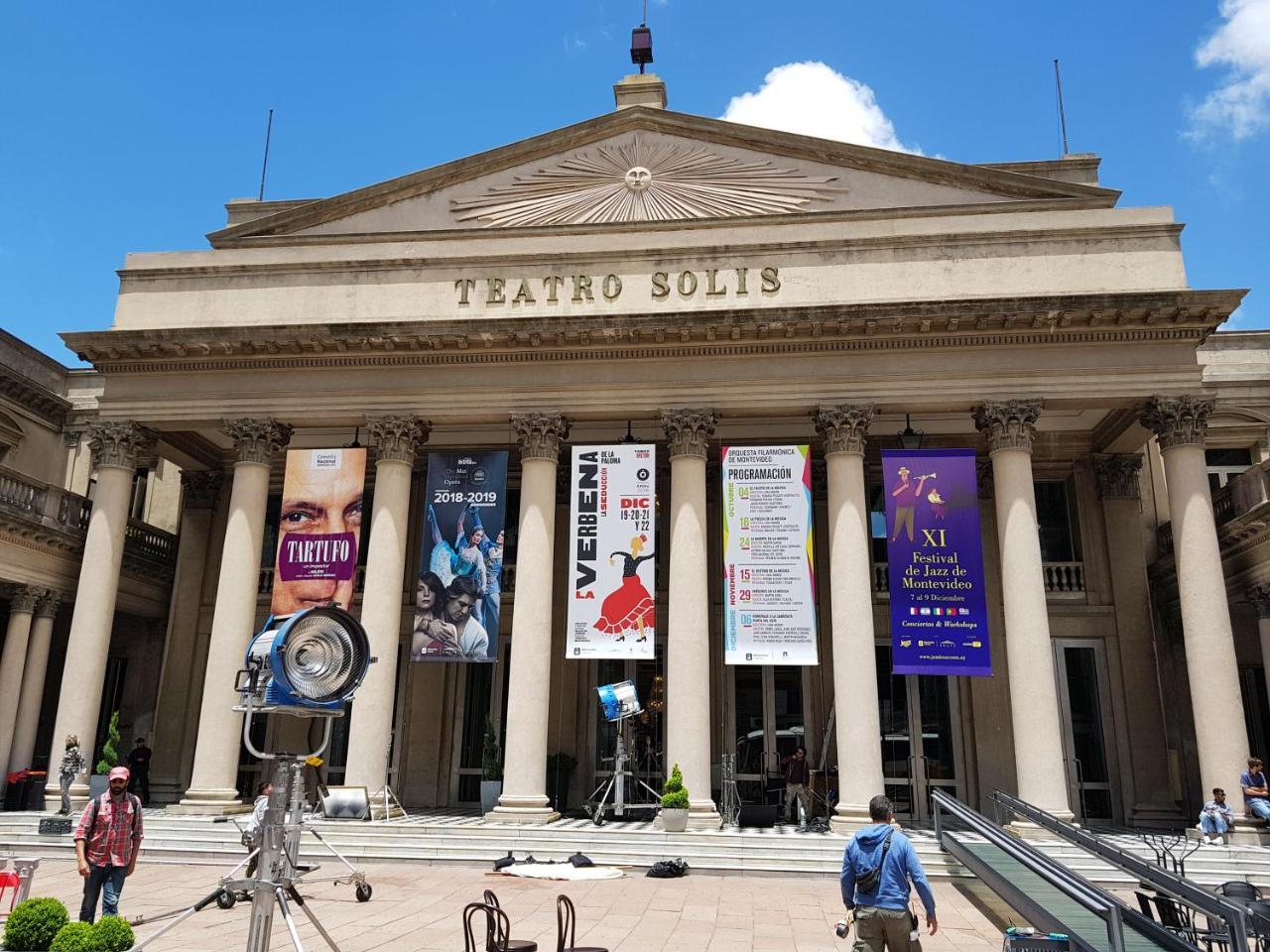 Smart Hotel Montevideo Bagian luar foto